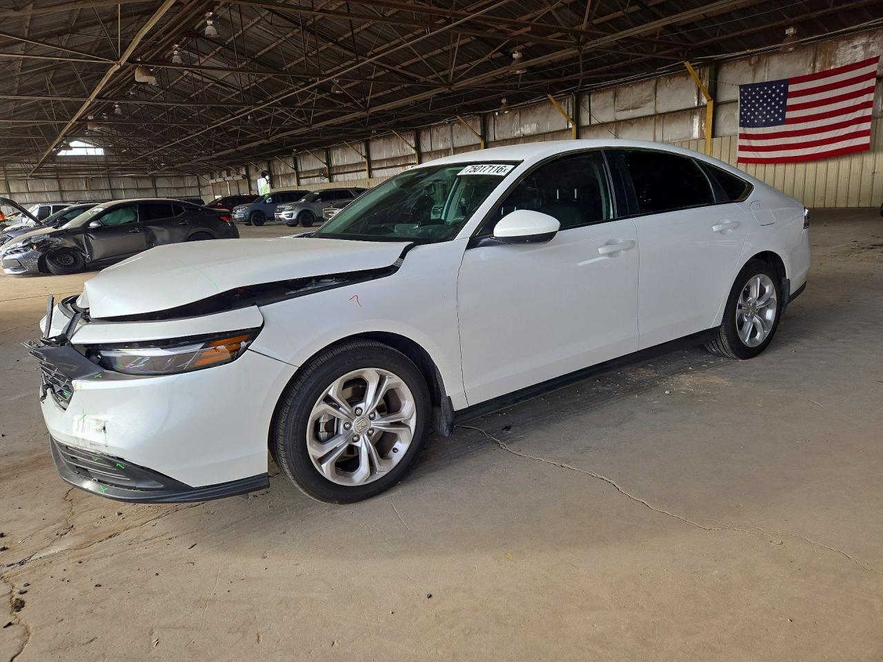 Vue de 2025 HONDA ACCORD LX, angle 1