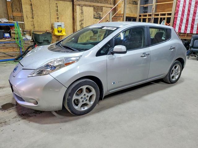 2013 NISSAN LEAF S  