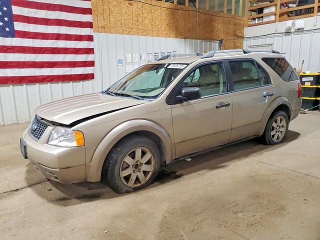 2006 FORD FREESTYLE SE  