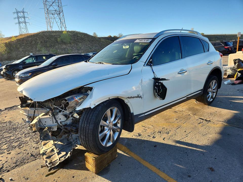 2017 INFINITI QX50 BASE  