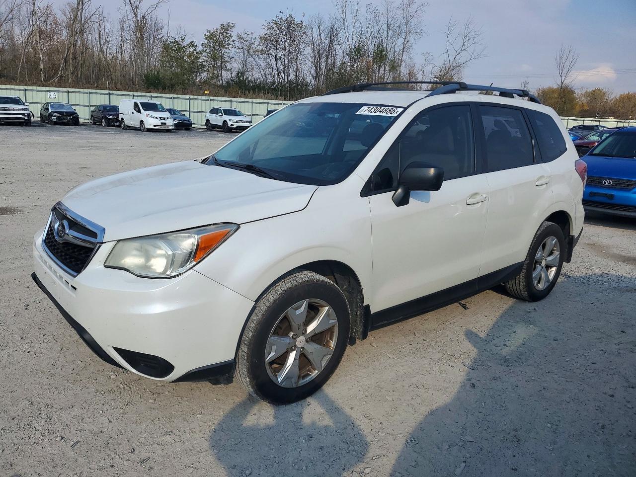 منظر 2015 SUBARU FORESTER 2.5I، زاوية 1