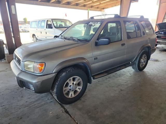 1999 NISSAN PATHFINDER XE