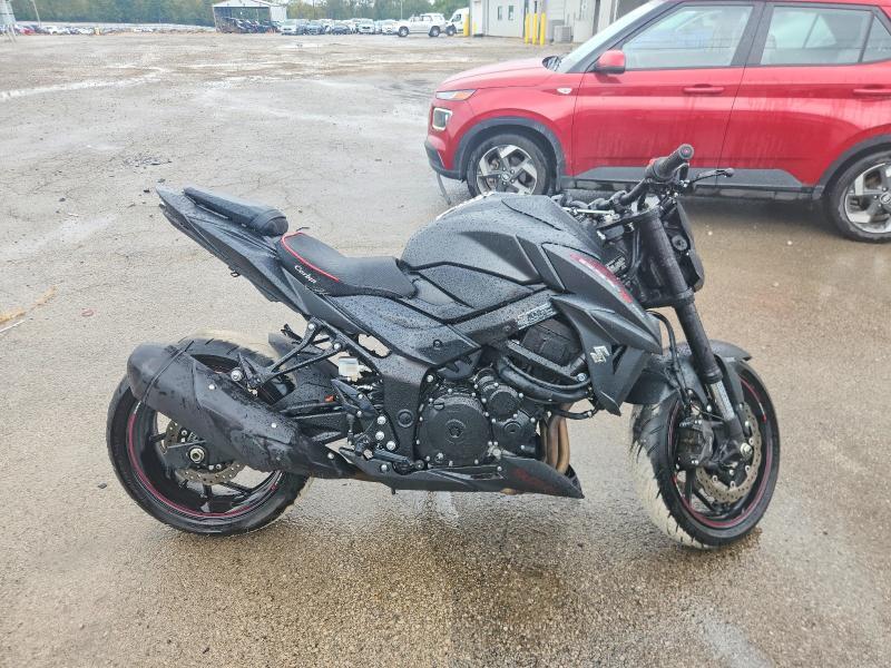 2018 SUZUKI GSX-S750 M  