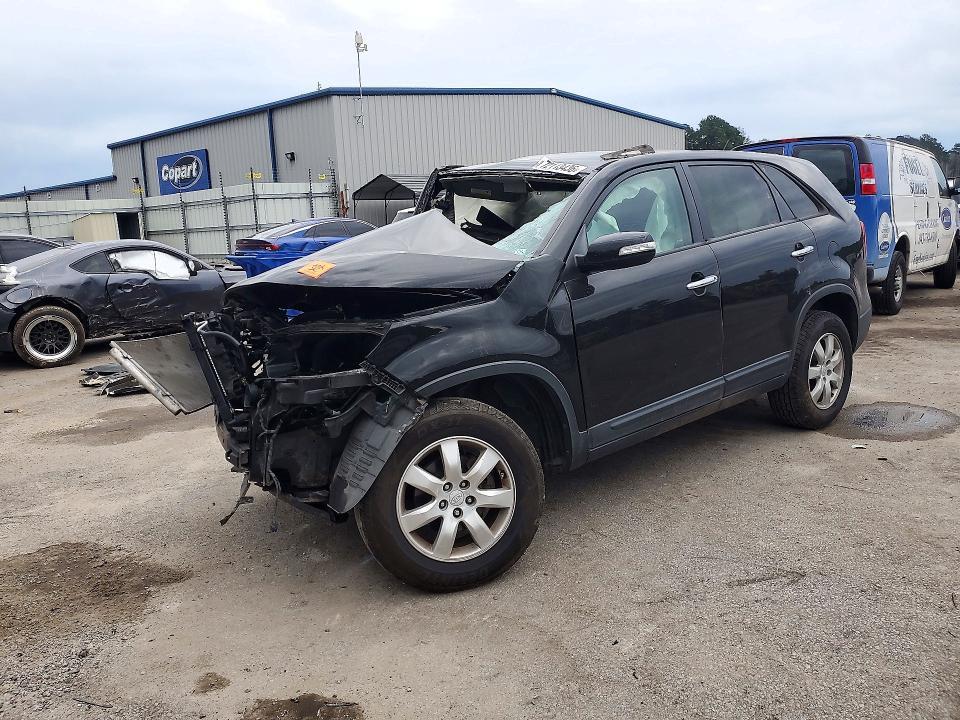 2011 KIA SORENTO LX  