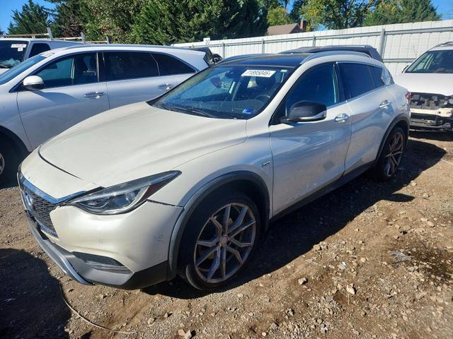 2017 INFINITI QX30 PREMIUM  