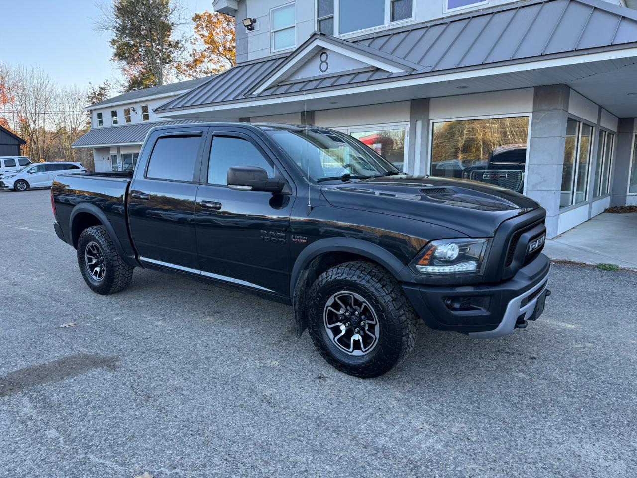 Вид 2017 RAM 1500 REBEL, угол 1