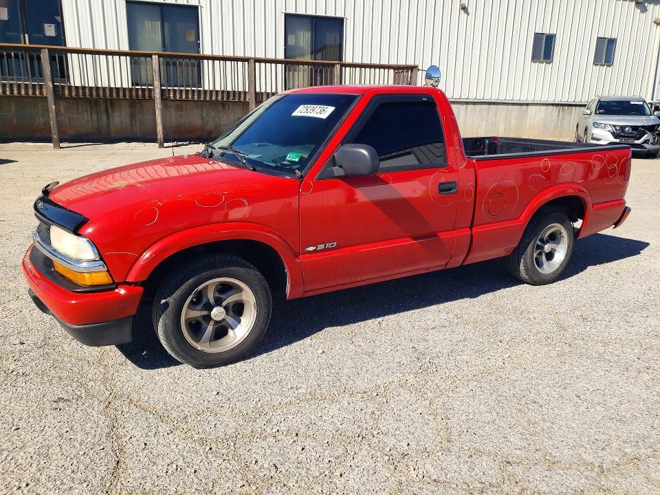 2000 CHEVROLET S10   