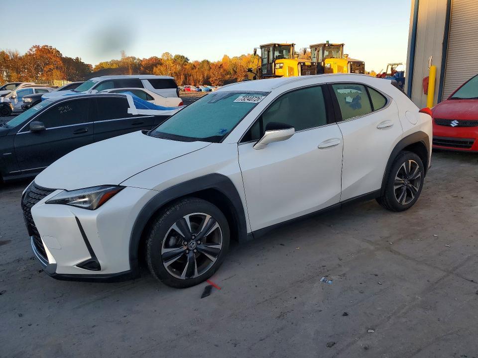 2022 LEXUS UX 200 BASE  
