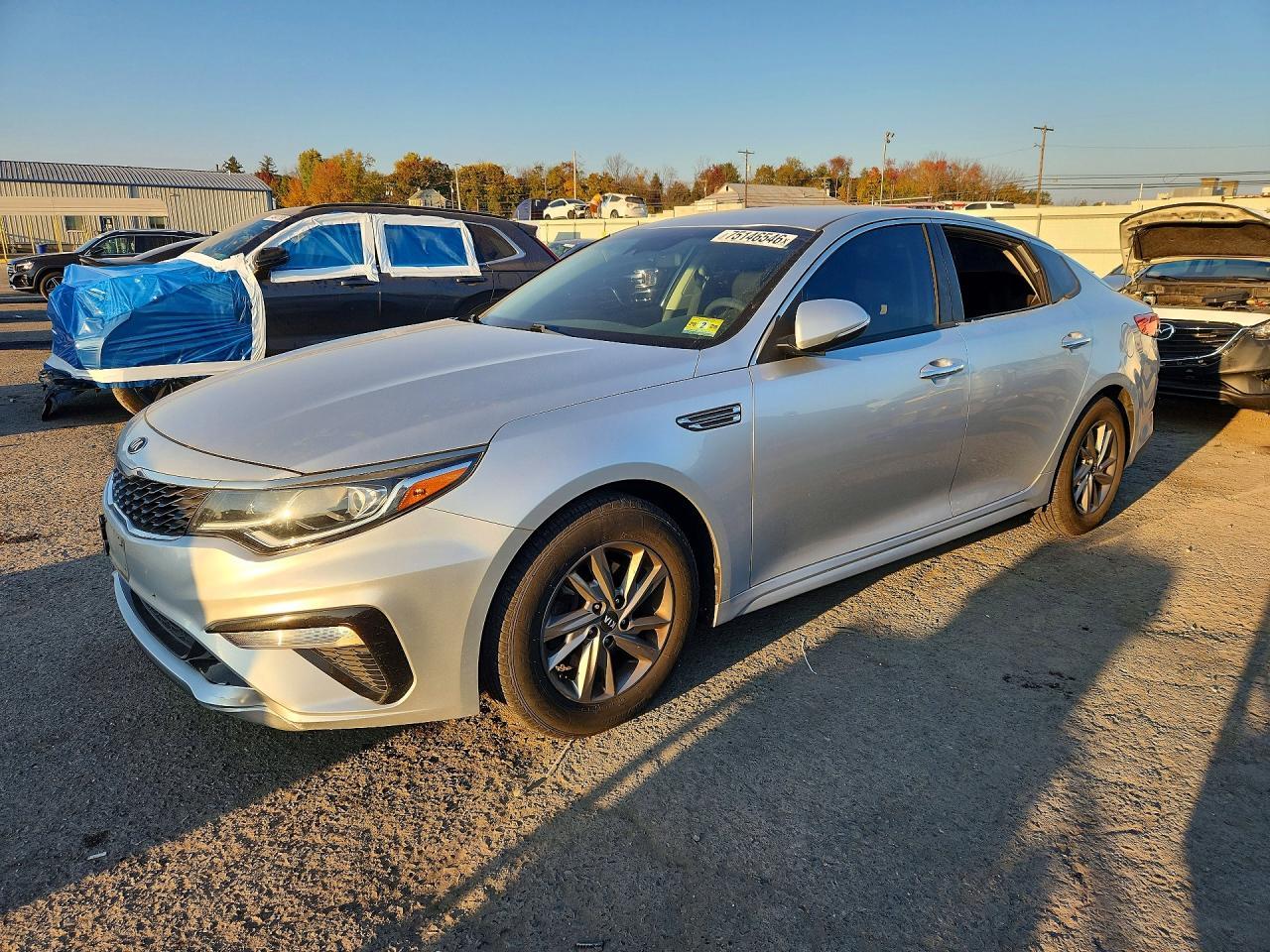Вид 2019 KIA OPTIMA LX, угол 1