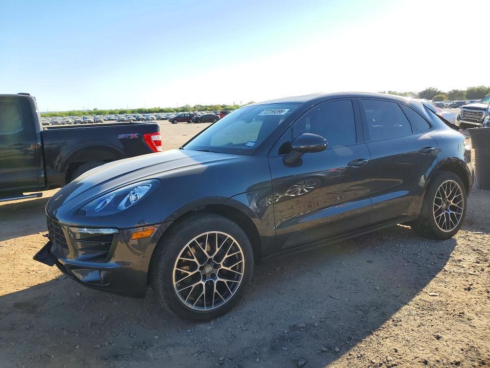 2018 PORSCHE MACAN   