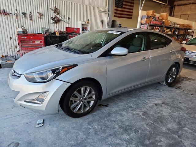 2016 HYUNDAI ELANTRA SE  