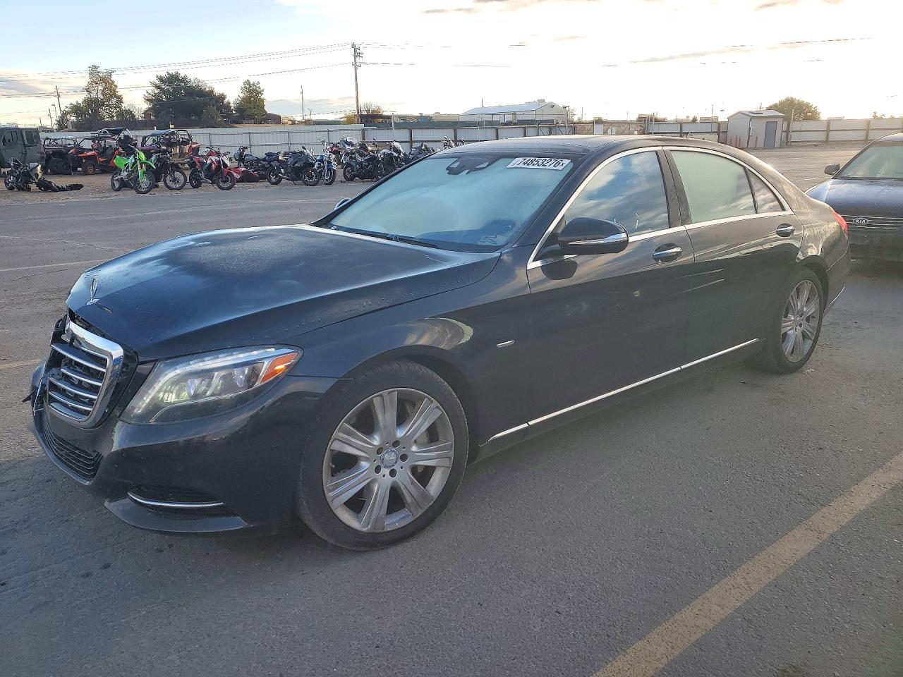 Vista de 2014 MERCEDES-BENZ S 550, ángulo 1