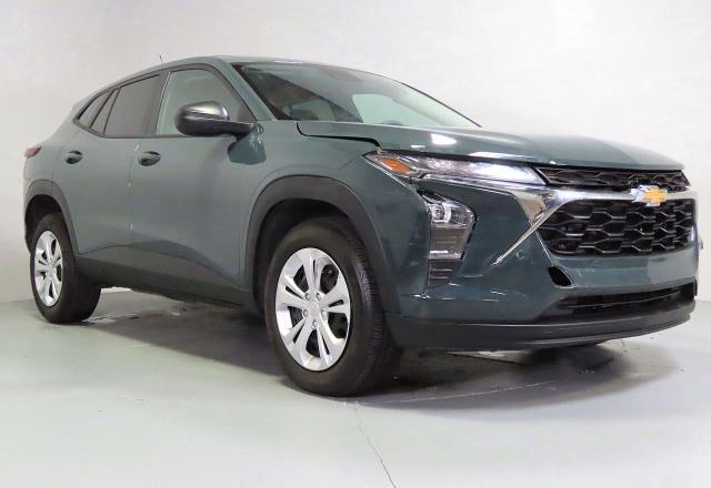 2025 CHEVROLET TRAX LS  