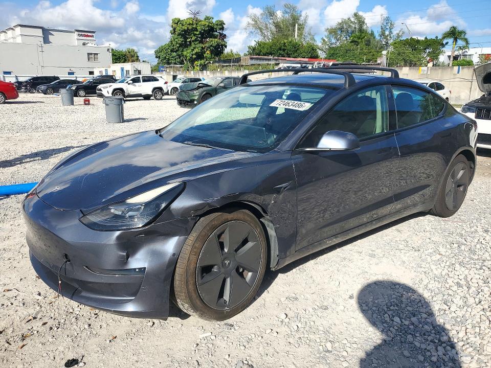 2021 TESLA MODEL 3   