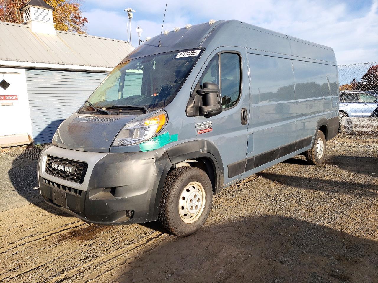 Вид 2020 RAM PROMASTER 3500 HIGH, угол 1