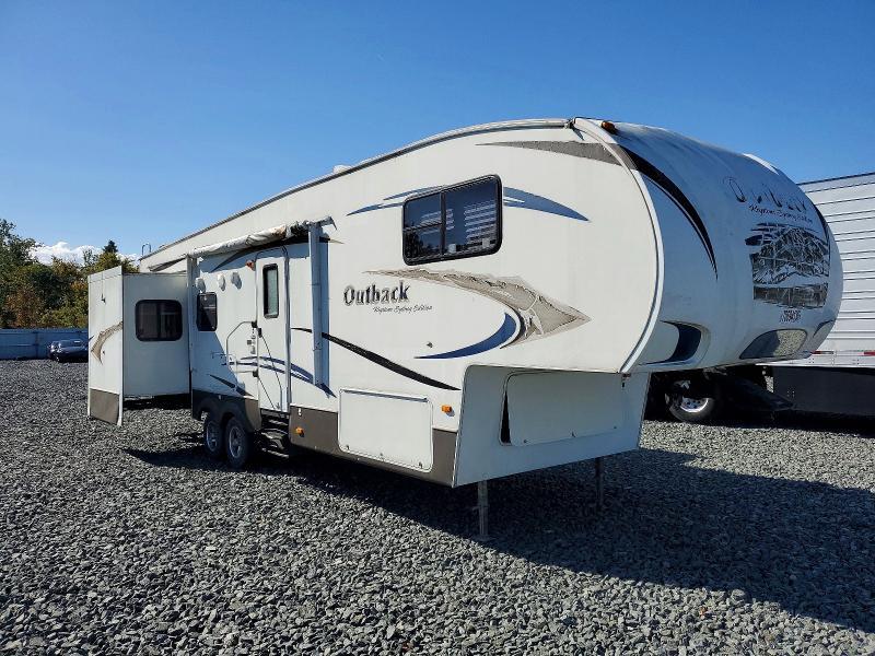 2010 KEYSTONE OUTBACK CAMPER