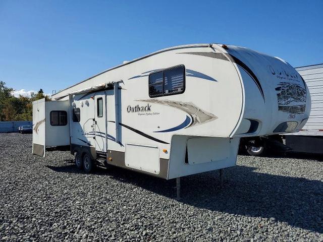 2010 KEYSTONE OUTBACK CAMPER