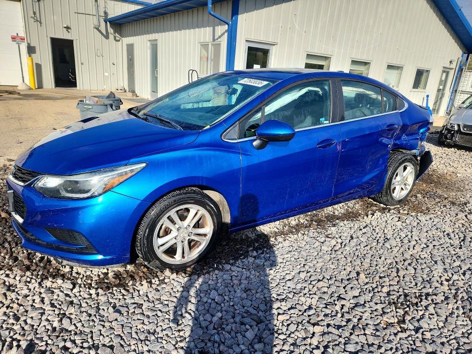 2017 CHEVROLET CRUZE LT  
