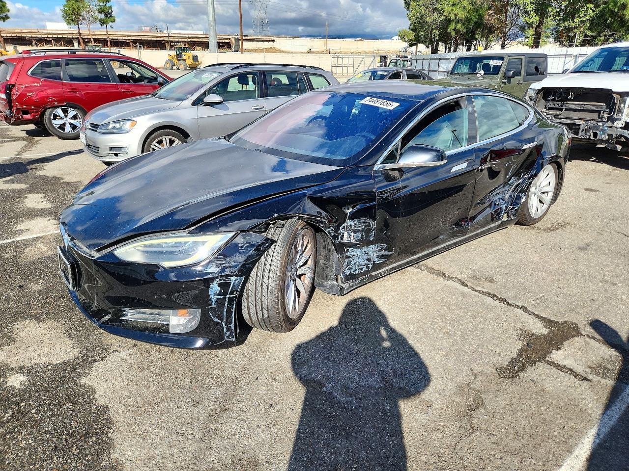 منظر 2017 TESLA MODEL S، زاوية 1