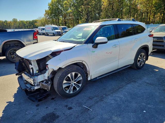 2021 TOYOTA HIGHLANDER