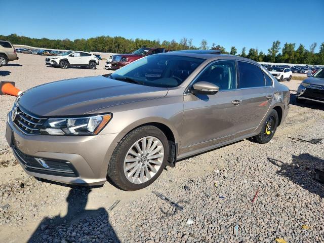 2016 VOLKSWAGEN PASSAT