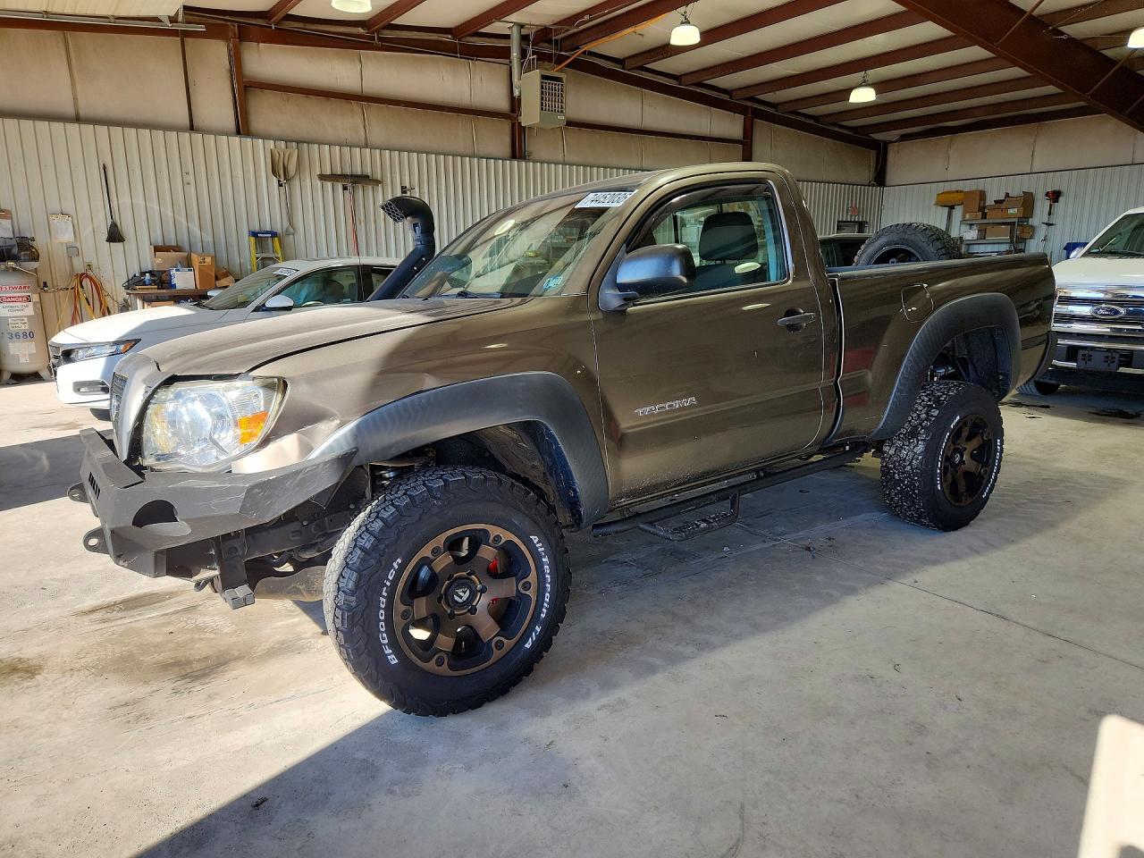 منظر 2009 TOYOTA TACOMA BASE، زاوية 1