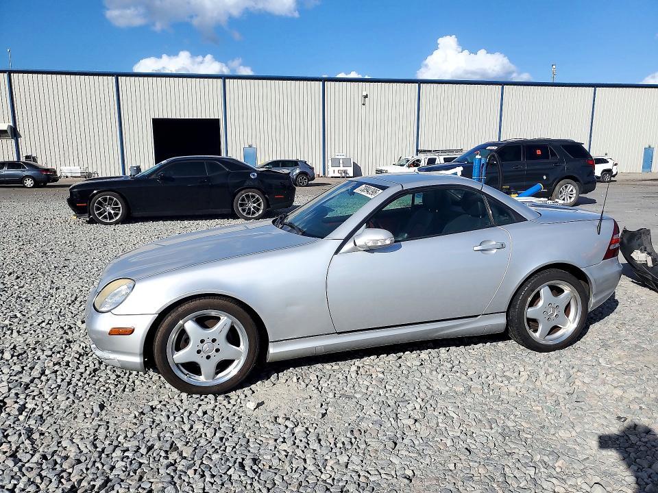 2001 MERCEDES-BENZ SLK 320  