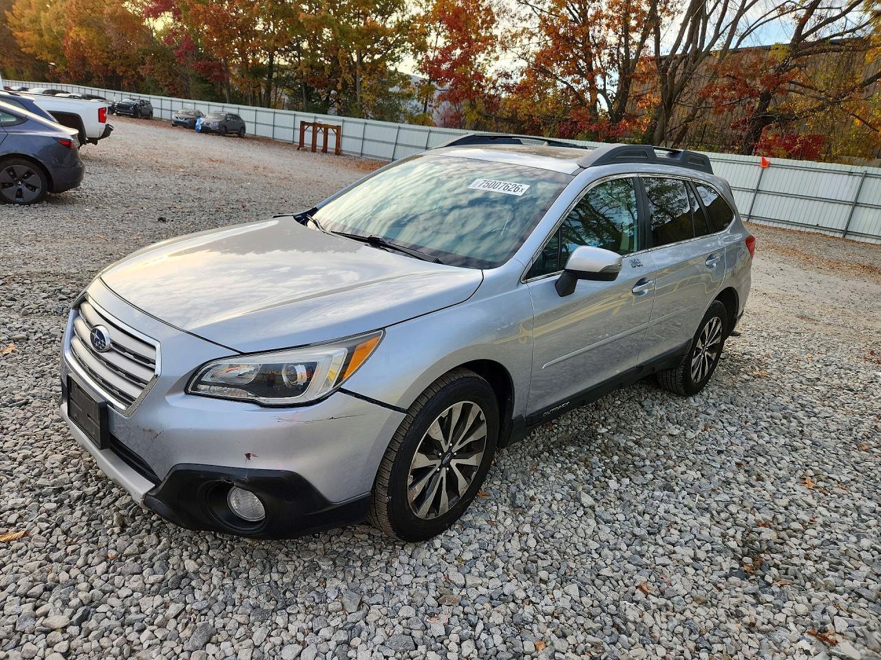 Вид 2015 SUBARU OUTBACK 2.5I LIMITED, угол 1
