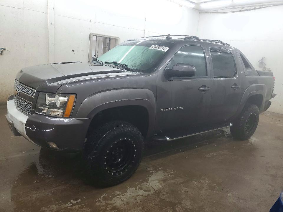 2011 CHEVROLET AVALANCHE LT  