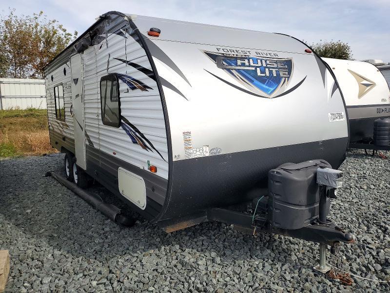 2018 FOREST RIVER CRUISE LITE CAMPER