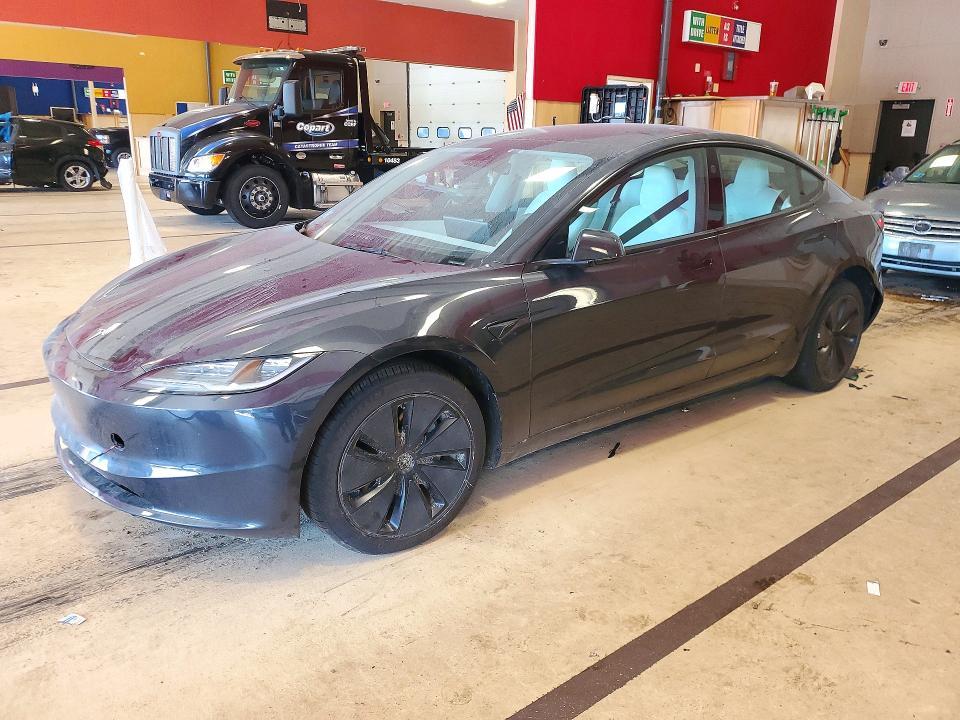 2025 TESLA MODEL 3   