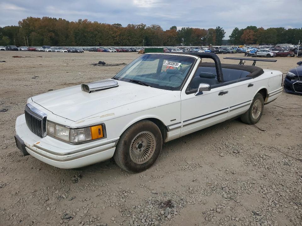 1991 LINCOLN TOWN CAR EXECUTIVE  