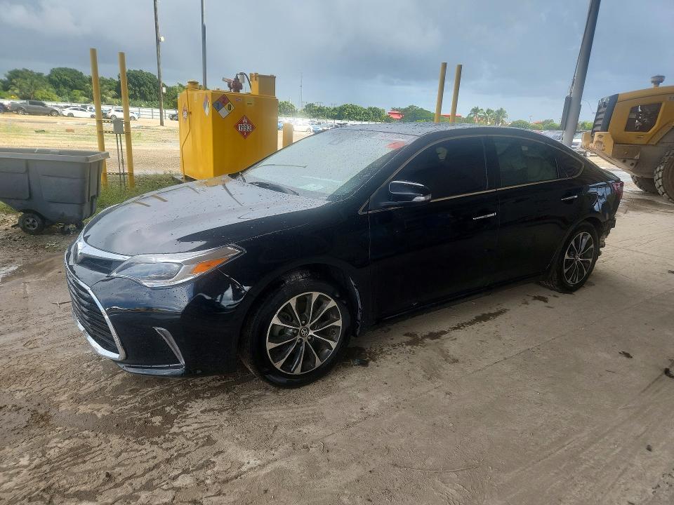 2018 TOYOTA AVALON XLE PREMIUM  