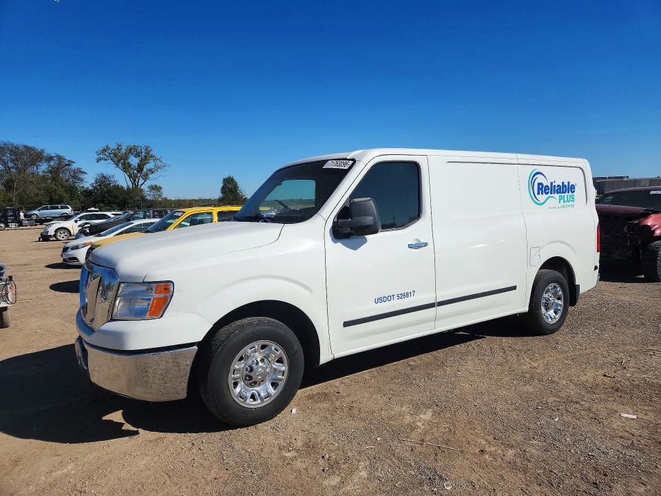 2018 NISSAN NV 2500 HD SL  