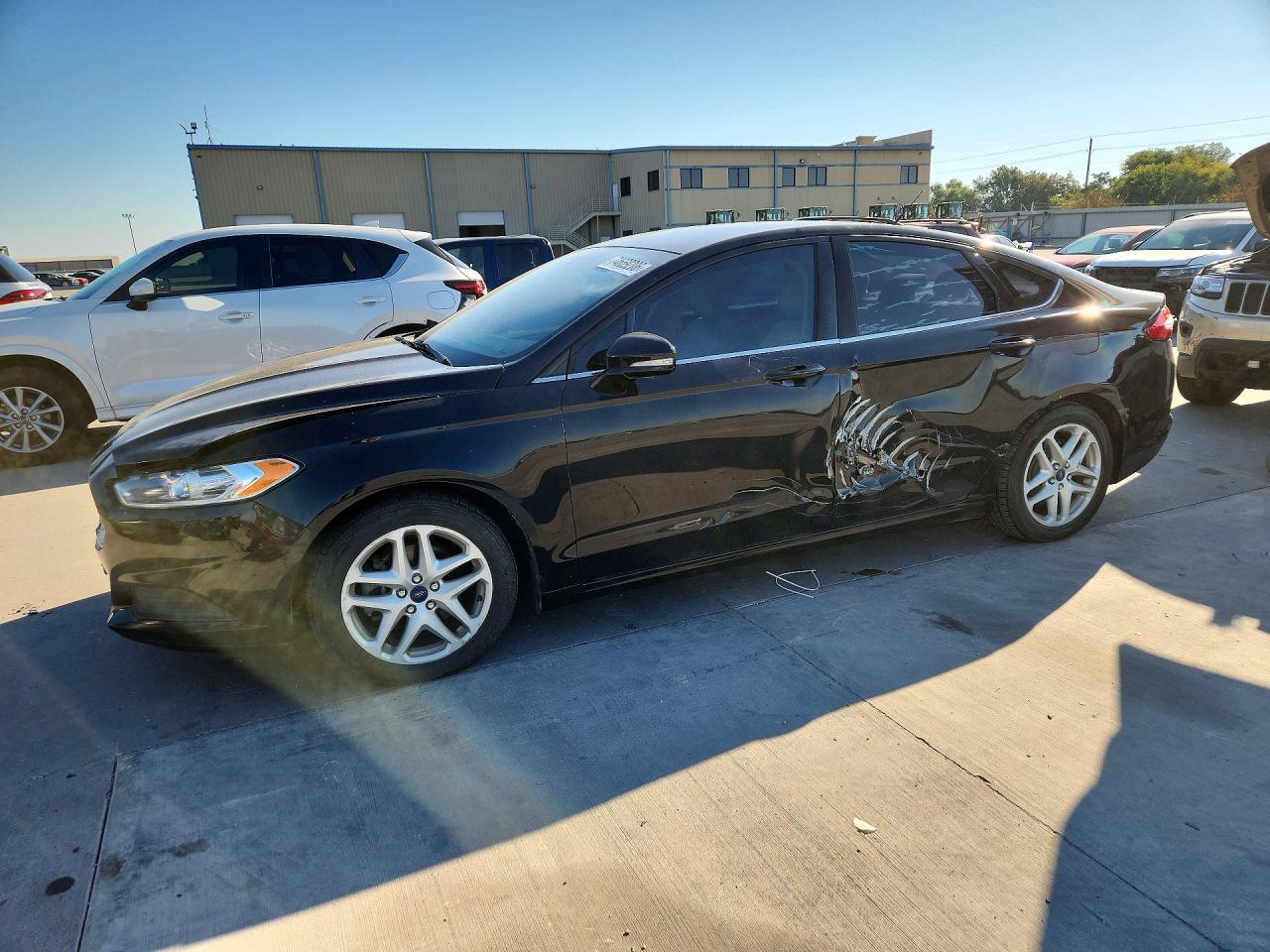 منظر 2016 FORD FUSION SE، زاوية 1