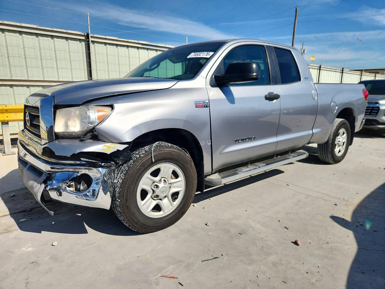 منظر 2008 TOYOTA TUNDRA SR5، زاوية 1