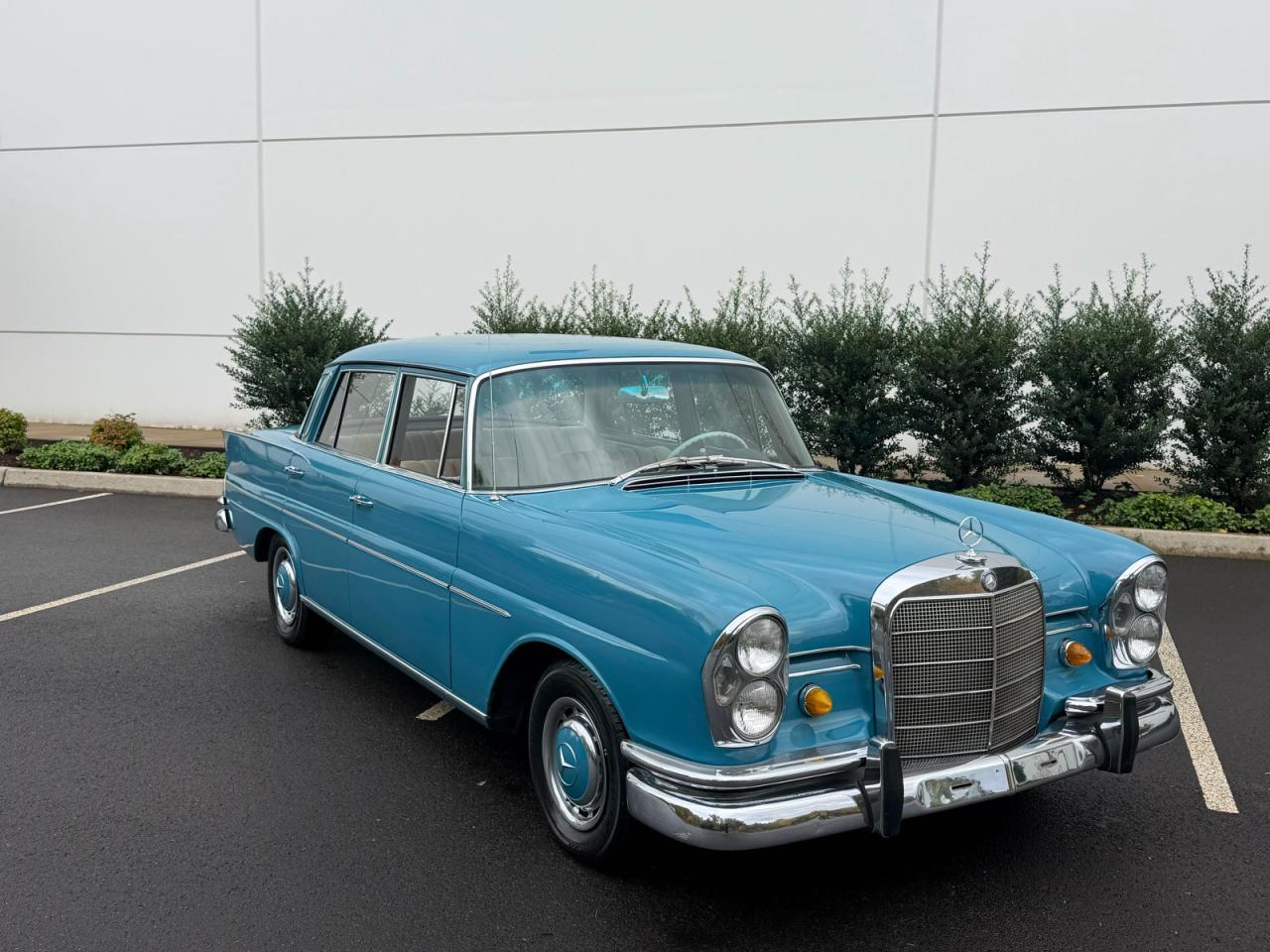 منظر 1965 Mercedes-Benz 220 CLASS AUTOMATIC TRANSMISSION، زاوية 1