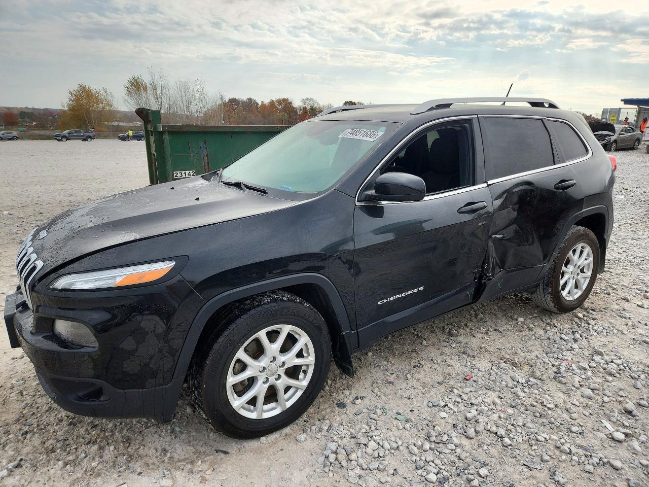 Vedere 2015 JEEP CHEROKEE LATITUDE, unghi 1