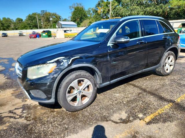 2017 MERCEDES-BENZ GLC 300  