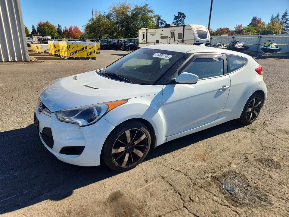 2013 HYUNDAI VELOSTER BASE  