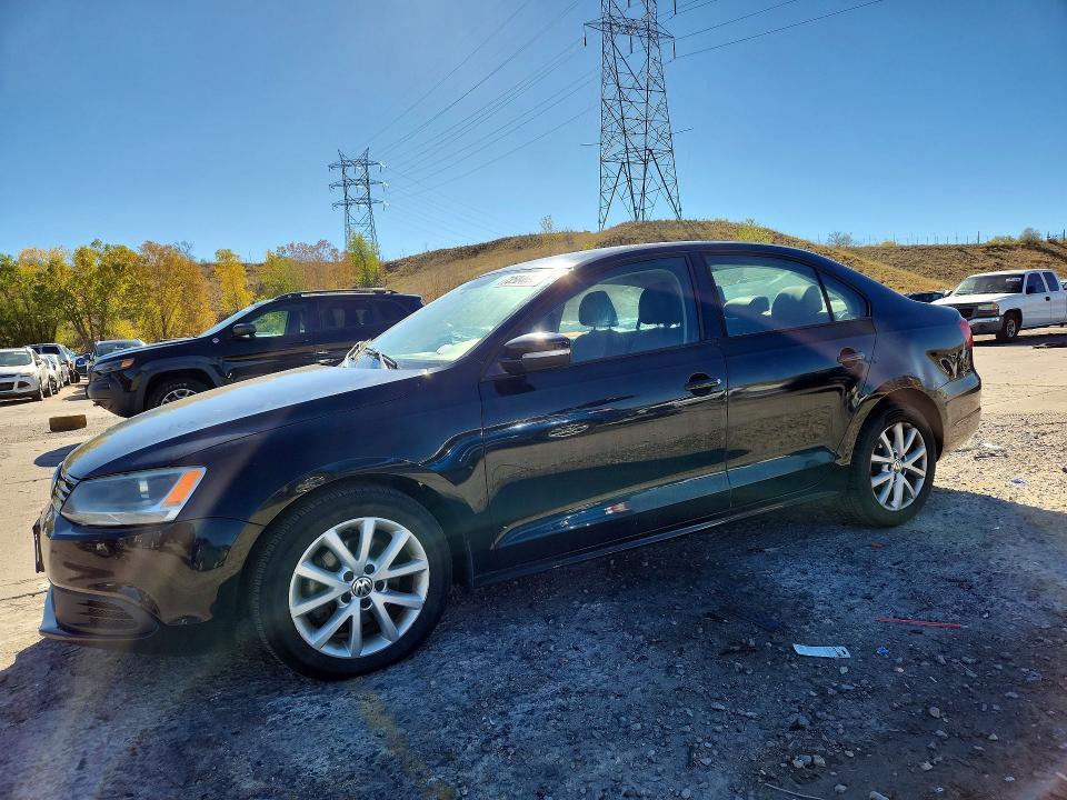 2012 VOLKSWAGEN JETTA SE  