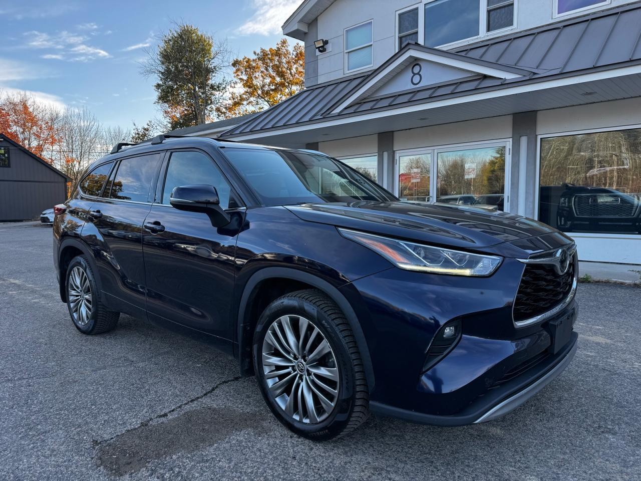 Vista de 2020 TOYOTA HIGHLANDER PLATINUM, ángulo 1