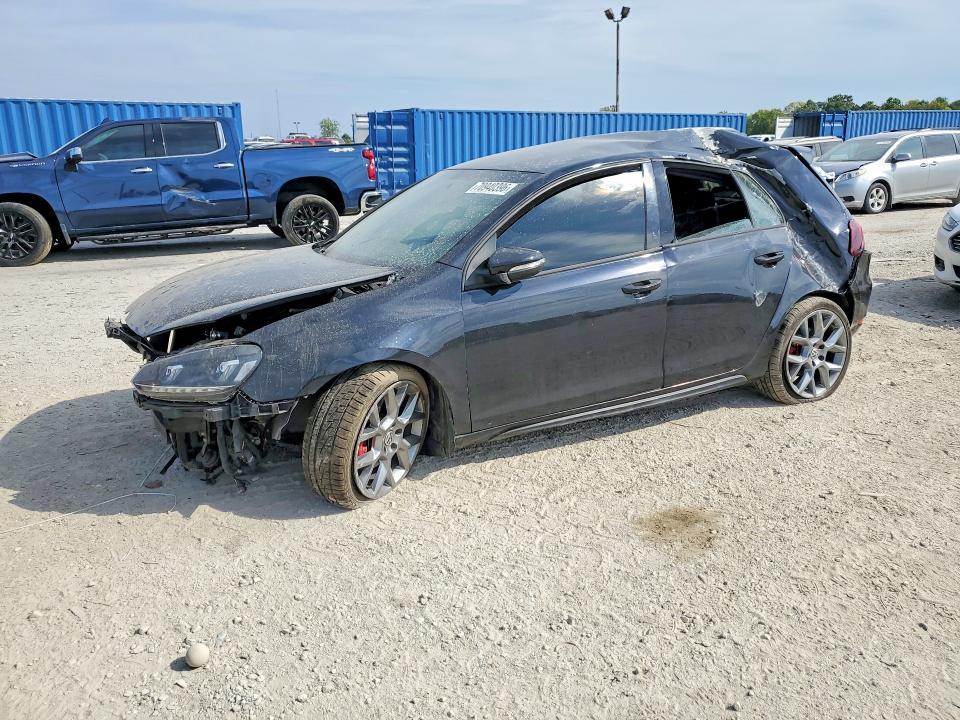 2014 VOLKSWAGEN GTI   
