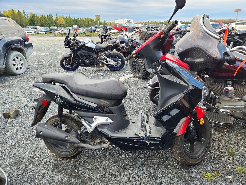 2023 CF MOTO SCOOTER   