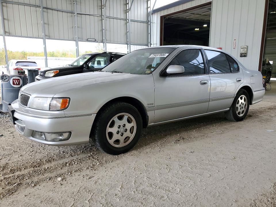 1999 INFINITI I30 BASE  