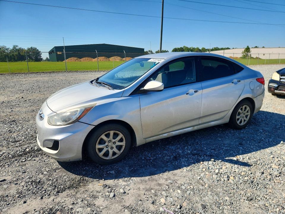 2014 HYUNDAI ACCENT GLS  