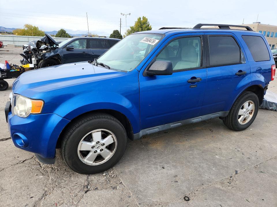 2011 FORD ESCAPE XLT  