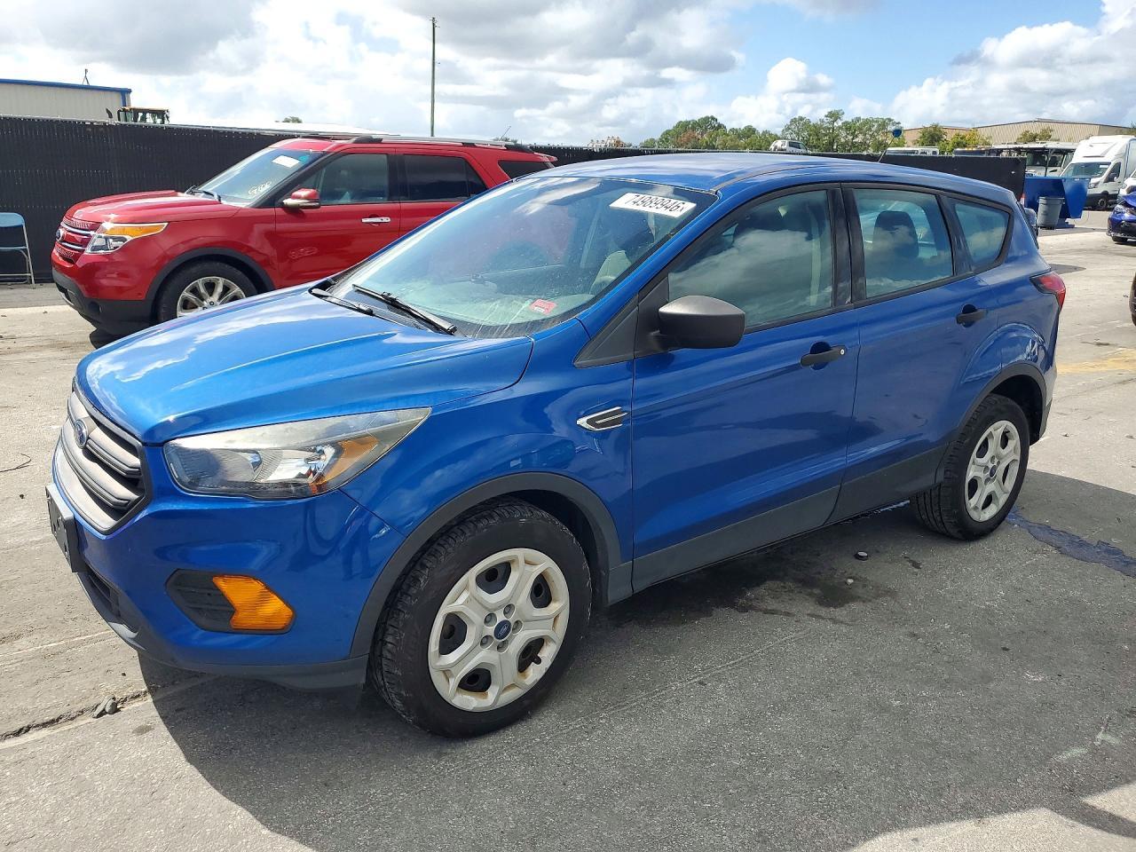 Вид 2019 FORD ESCAPE S, угол 1