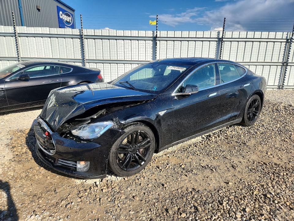 2015 TESLA MODEL S 70D  