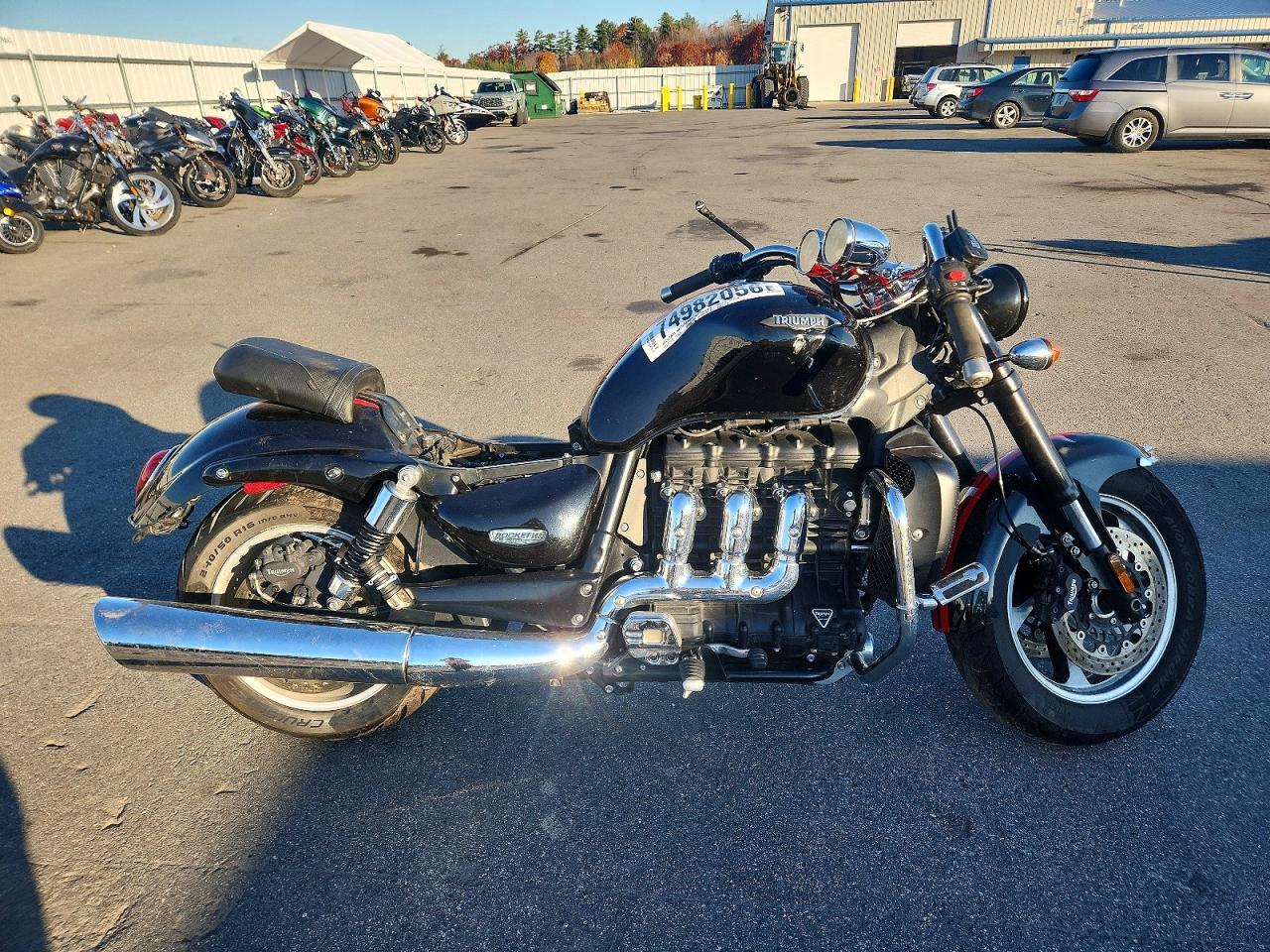 Vista de 2017 TRIUMPH MOTORCYCLE ROCKET III ROADSTER, ángulo 1